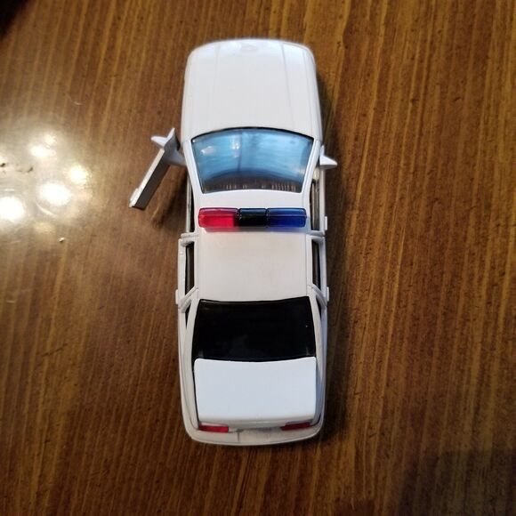 Utah Highway Patrol Road Champs die cast police car 1:43 scale - Picture 5 of 10